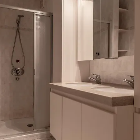 Bel Air - Luxury Seaside With Panoramic View And Jacuzzi T16 Daire